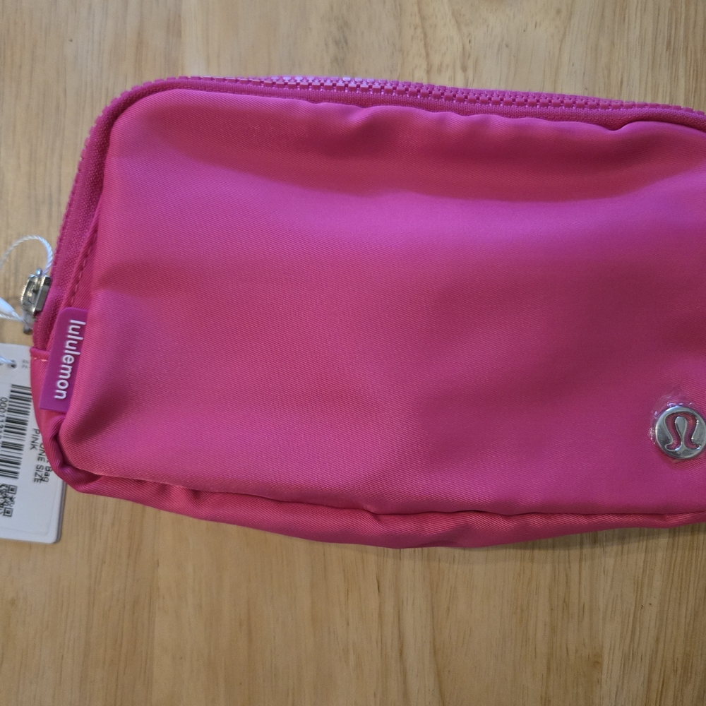 Lululemon SONIC PINK Belt BAG 1 L